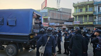 टिपरको ठक्करबाट २ युवाको मृत्यु ,गाउँपालिका उपाध्यक्षसहित पक्राउ